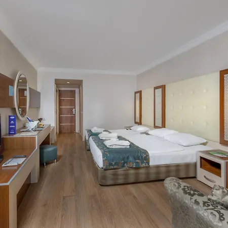 بيتش كلوب دوغاناي - شامل كليًا 5* كوناكلي