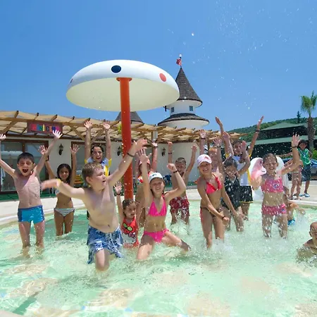 Hotel Club Doganay Konaklı